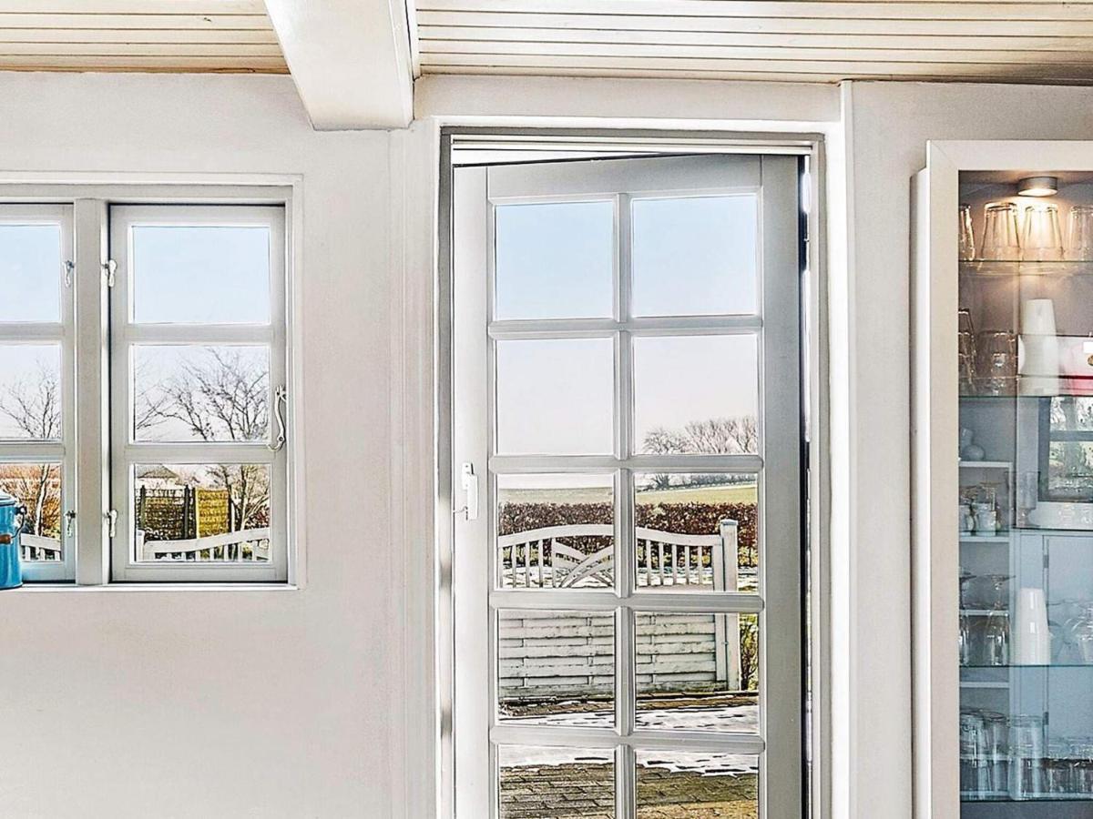 4 Person Holiday Home In Tranek R Транекер Экстерьер фото